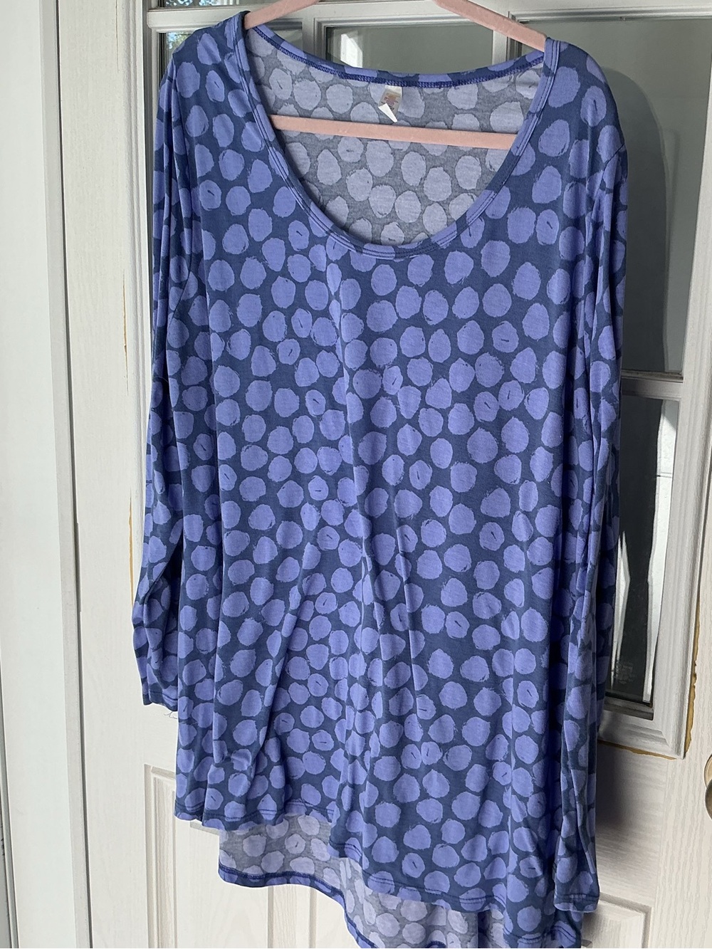 Lularoe Lynnae Women's Lavender Polka Dot Scoop Neck long sleeved tee